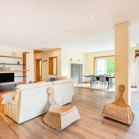 Furadouro Villa, Pool, Tennis And Garden *