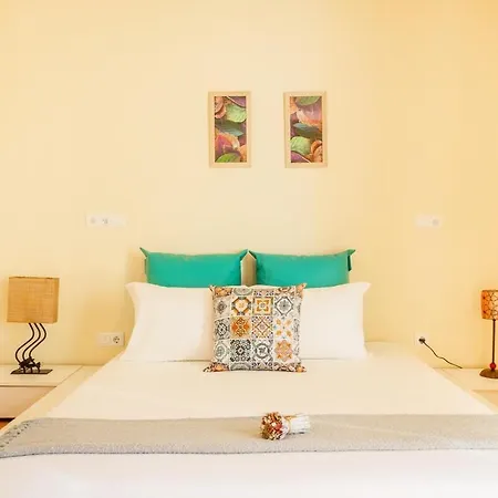 Furadouro Villa, Pool, Tennis And Garden ヴィラ オヴァール